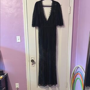 Elegant Black Flutter Sleeve V-Neck Gown